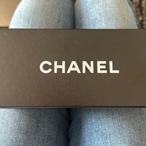 Chanel sunglasses black